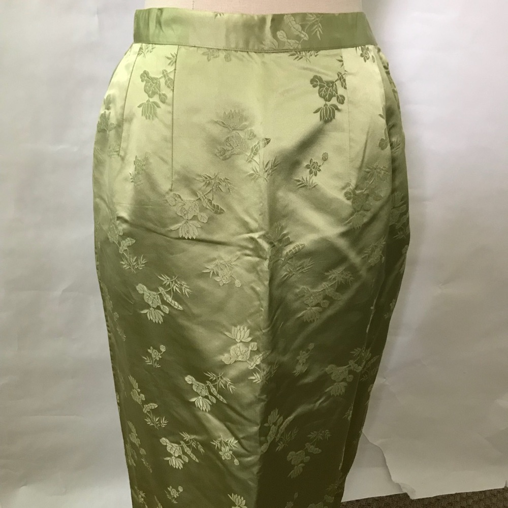 Vintage Green Chinese silk skirt, 1950’s size 16